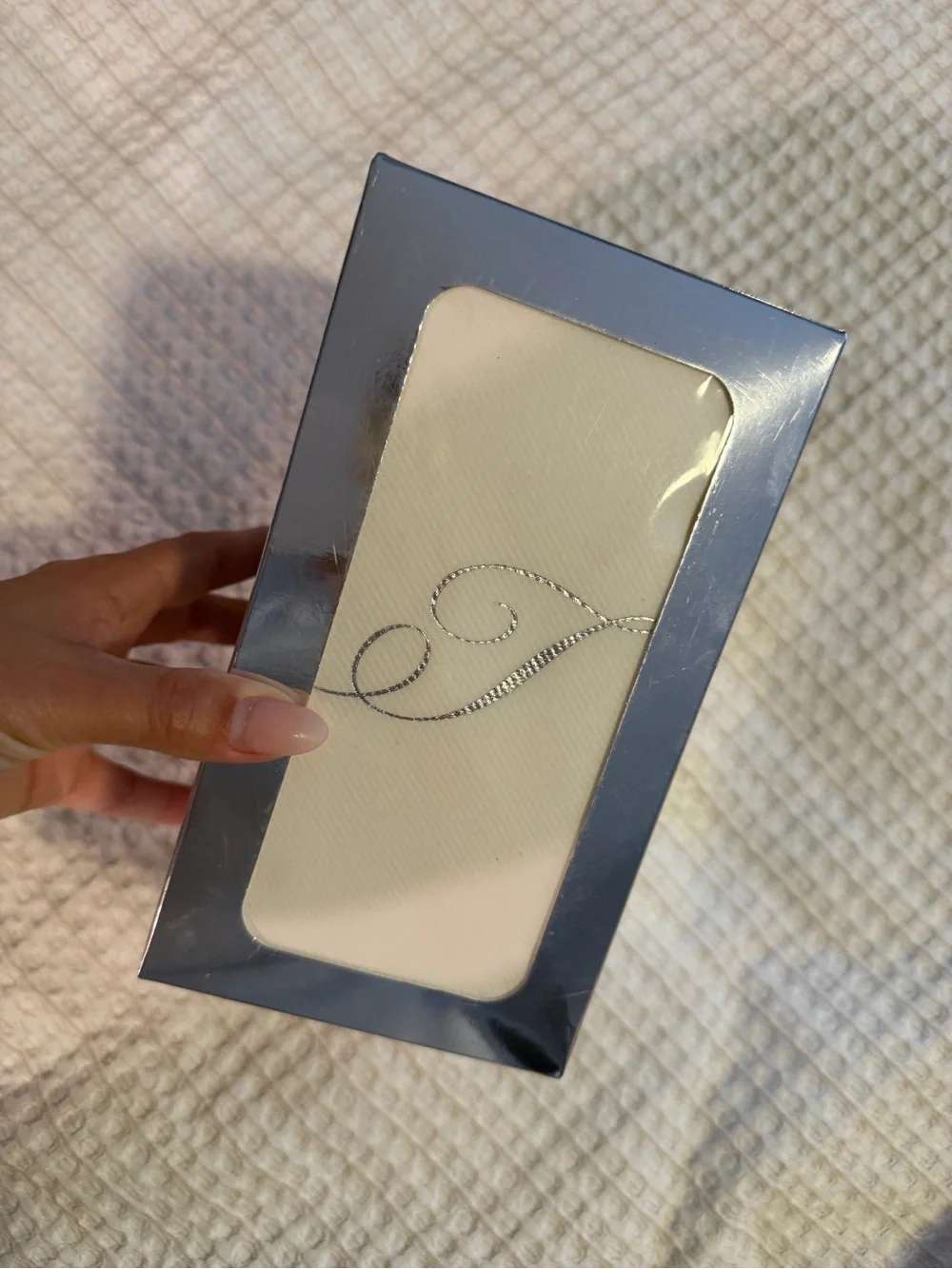 Premium Quality Silver Foil Monogram (T) Disposable White Hand Towels
